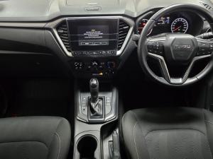 Isuzu D-Max 1.9TD double cab LS 4x4 auto - Image 2