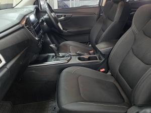 Isuzu D-Max 1.9TD double cab LS 4x4 auto - Image 5
