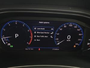 Volkswagen T-Roc 2.0TSI 140kW 4Motion R-Line - Image 5