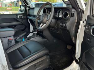 Jeep Wrangler Unlimited 2.0T Sahara - Image 13