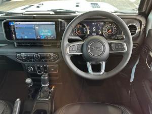 Jeep Wrangler Unlimited 2.0T Sahara - Image 15