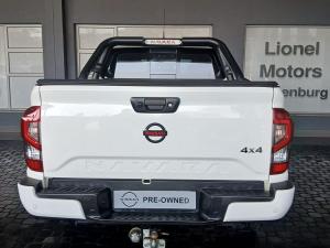 Nissan Navara 2.5DDTi double cab Pro-4X 4x4 - Image 8