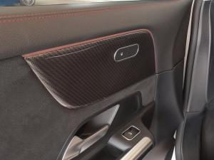 Mercedes-Benz GLA GLA200 Progressive - Image 12
