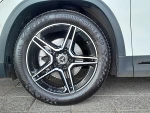 Mercedes-Benz GLA GLA200 Progressive - Image 3