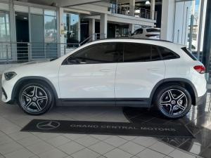 Mercedes-Benz GLA GLA200 Progressive - Image 4