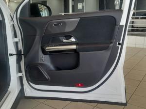 Mercedes-Benz GLA GLA200 Progressive - Image 8