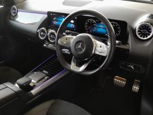 Mercedes-Benz GLA GLA200 Progressive - Image 8
