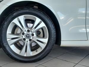 Mercedes-Benz C-Class C180 - Image 3