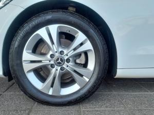 Mercedes-Benz C-Class C180 - Image 3