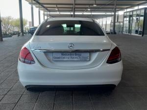 Mercedes-Benz C-Class C180 - Image 6