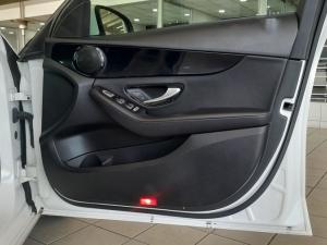 Mercedes-Benz C-Class C180 - Image 8