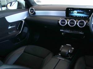 Mercedes-Benz CLA CLA220d AMG Line - Image 10