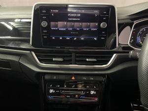 Volkswagen T-Roc 2.0TSI 4Motion R-Line - Image 16