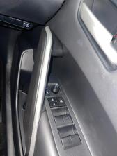 Toyota Corolla Cross 1.8 Xi - Image 16