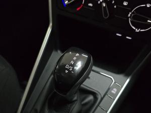 Volkswagen Polo hatch 1.0TSI Life auto - Image 12