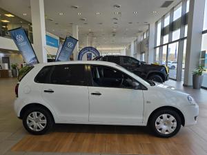 Volkswagen Polo Vivo hatch 1.4 Conceptline - Image 1