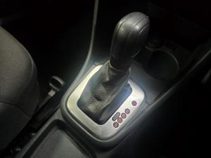 Volkswagen Polo Vivo hatch 1.6 Comfortline auto - Image 7