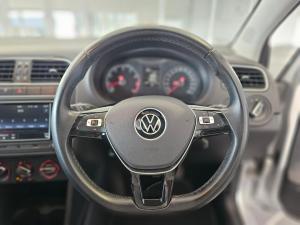 Volkswagen Polo Vivo hatch 1.6 Highline - Image 13