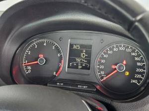 Volkswagen Polo Vivo hatch 1.6 Highline - Image 13