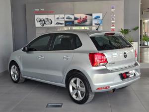 Volkswagen Polo Vivo hatch 1.6 Highline - Image 3
