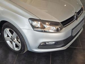 Volkswagen Polo Vivo hatch 1.6 Highline - Image 3