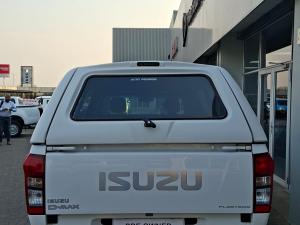 Isuzu D-Max Gen 6 250 single cab Fleetside safety - Image 11