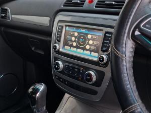 JAC T6 1.9TDi double cab Lux - Image 12