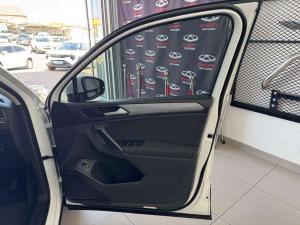 Volkswagen Tiguan 1.4 TSI Life DSG - Image 15