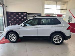 Volkswagen Tiguan 1.4 TSI Trendline DSG - Image 3