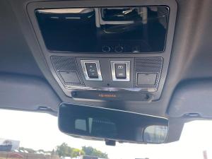 Land Rover Defender 110 D300 X-Dynamic HSE - Image 16