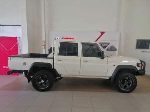 Toyota Land Cruiser 79 2.8GD-6 double cab - Image 2