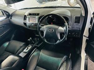 Toyota Fortuner 3.0D-4D 4x4 Ltd edition auto - Image 3