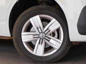 Volkswagen Transporter 2.0TDI Kombi SWB Trendline auto - Image 3