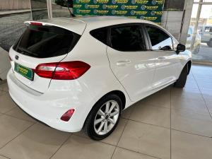 Ford Fiesta 5-door 1.0T Trend - Image 4