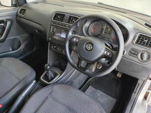 Volkswagen Polo sedan 1.6 Comfortline - Image 12