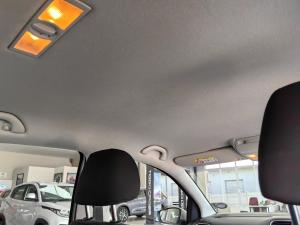 Volkswagen Polo sedan 1.6 Comfortline - Image 22