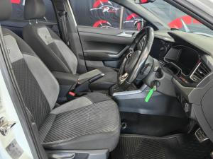 Volkswagen Polo hatch 1.0TSI Highline auto - Image 11