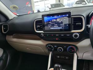 Hyundai Venue 1.2 Premium - Image 15