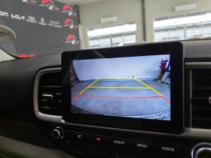 Hyundai Venue 1.2 Premium - Image 17
