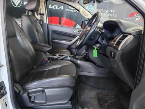 Ford Everest 3.2TDCi XLT - Image 13