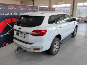 Ford Everest 3.2TDCi XLT - Image 4