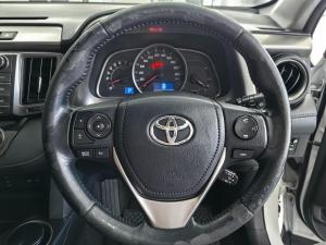 Toyota RAV4 2.5 AWD VX - Image 21