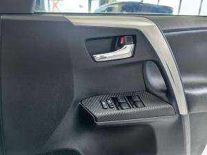 Toyota RAV4 2.5 AWD VX - Image 23