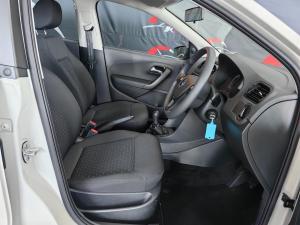 Volkswagen Polo Vivo hatch 1.4 - Image 12