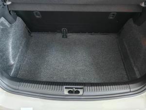 Volkswagen Polo Vivo hatch 1.4 - Image 25