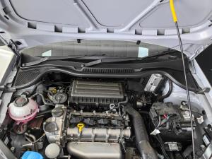 Volkswagen Polo Vivo hatch 1.4 - Image 9