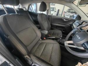 Kia Rio hatch 1.2 LS - Image 12