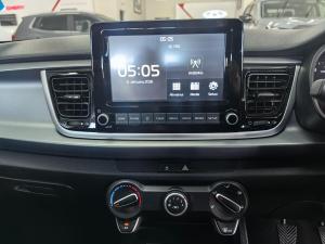 Kia Rio hatch 1.2 LS - Image 15