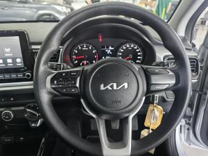 Kia Rio hatch 1.2 LS - Image 17