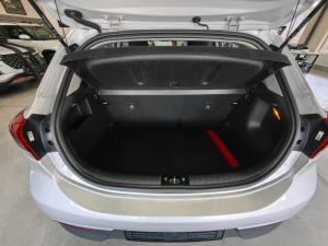 Kia Rio hatch 1.2 LS - Image 23